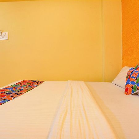 Fabexpress Dream Inn Мумбай Екстериор снимка